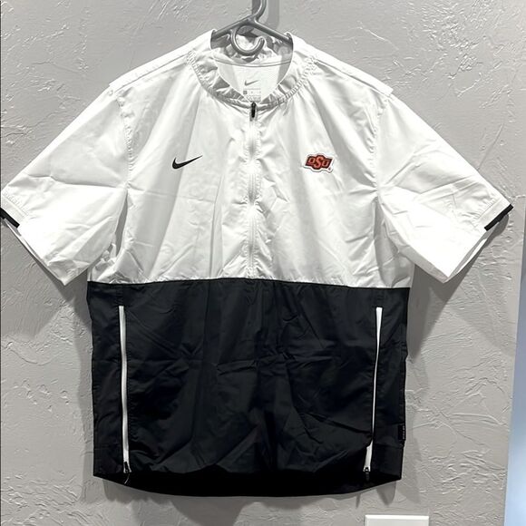 🏈🏀 OKLAHOMA STATE COWBOYS Nike On-Field 1/2 Zip SS Pullover Windbreaker Jacket - Picture 1 of 14